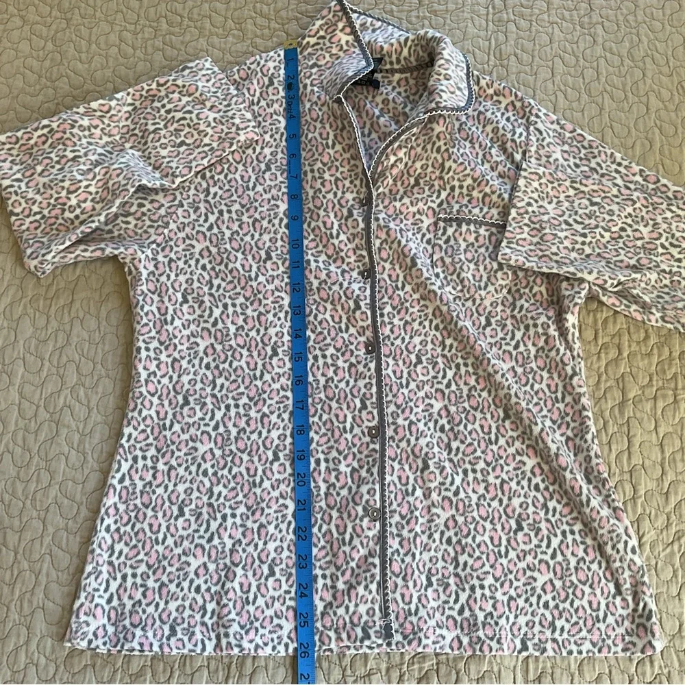 Aria Collection Light Pink, Gray & White Animal Print Fleece 2pc Pajama Set - Picture 6 of 10